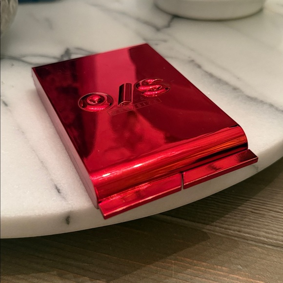 One/Size Beauty O/S Made For Shade Bronzer Contour Trio in Light - Picture 4 of 5